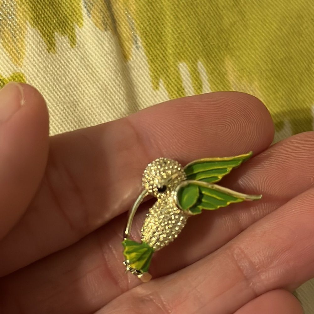 Vintage Hummingbird Pin - Picture 3 of 3